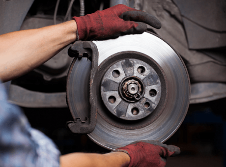 Замена тормозных колодок